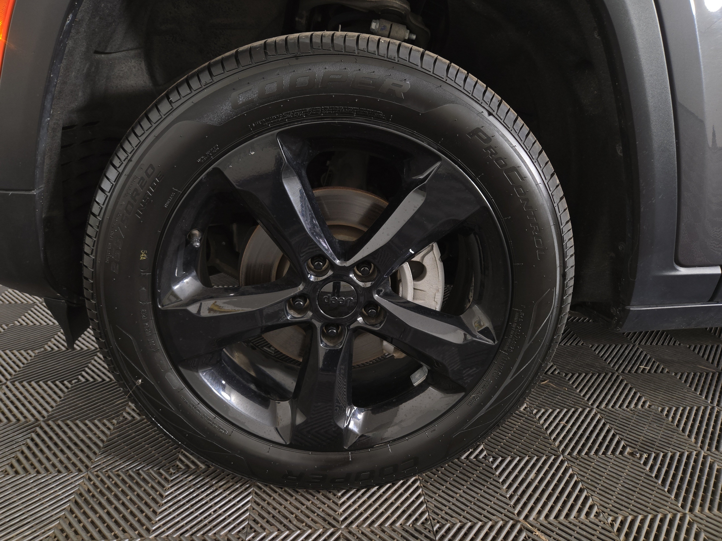 2024 Jeep Grand Cherokee Altitude - Photo 34