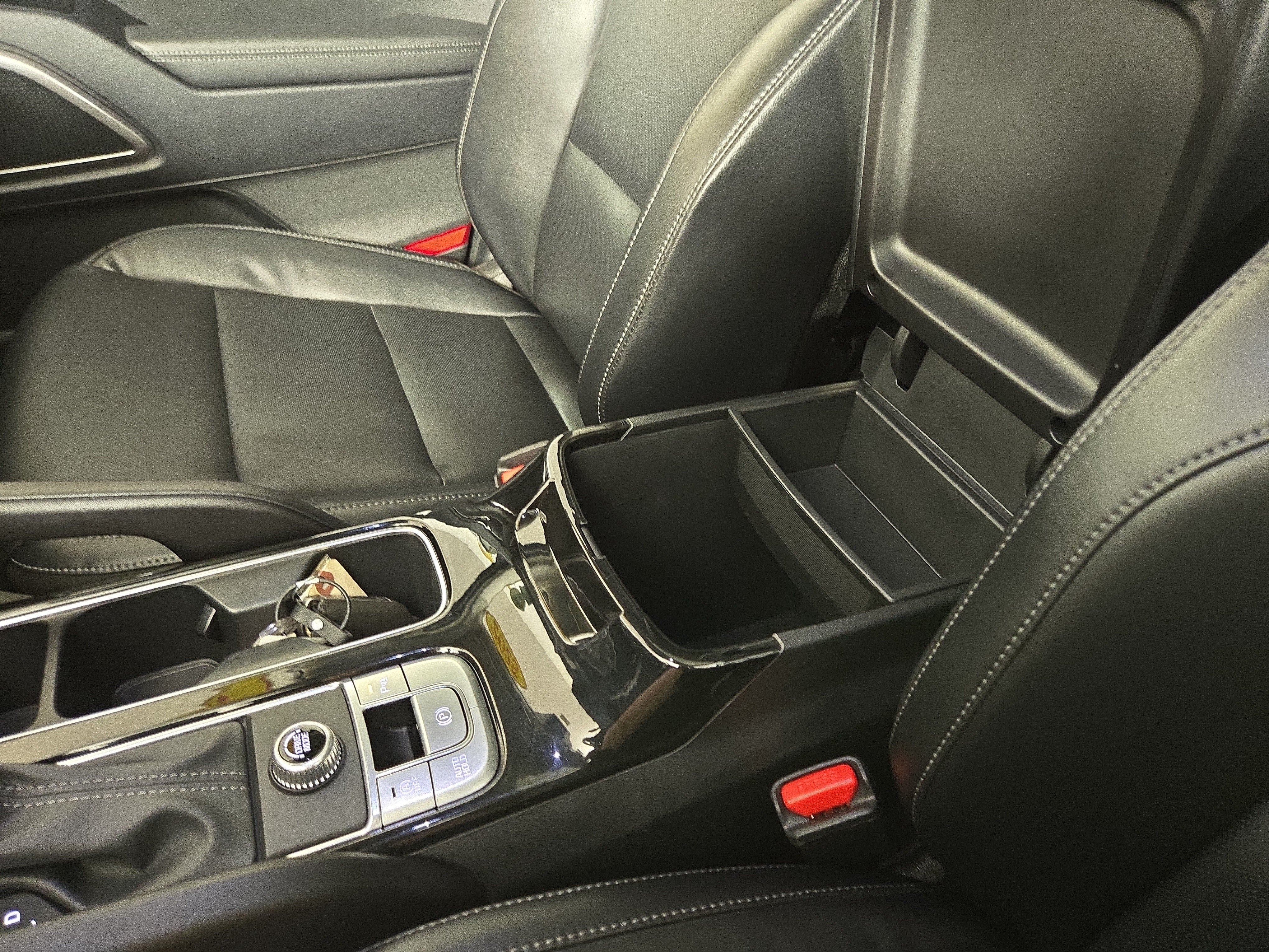 2025 Kia Telluride S - Photo 30