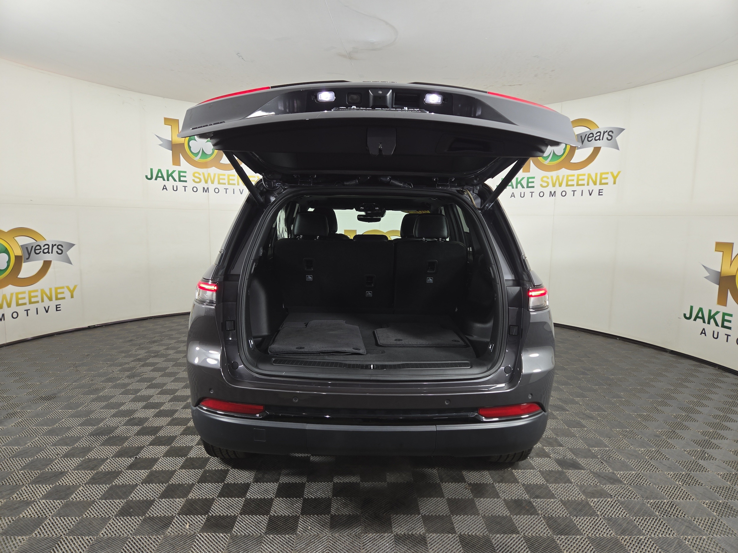 2024 Jeep Grand Cherokee Altitude - Photo 33