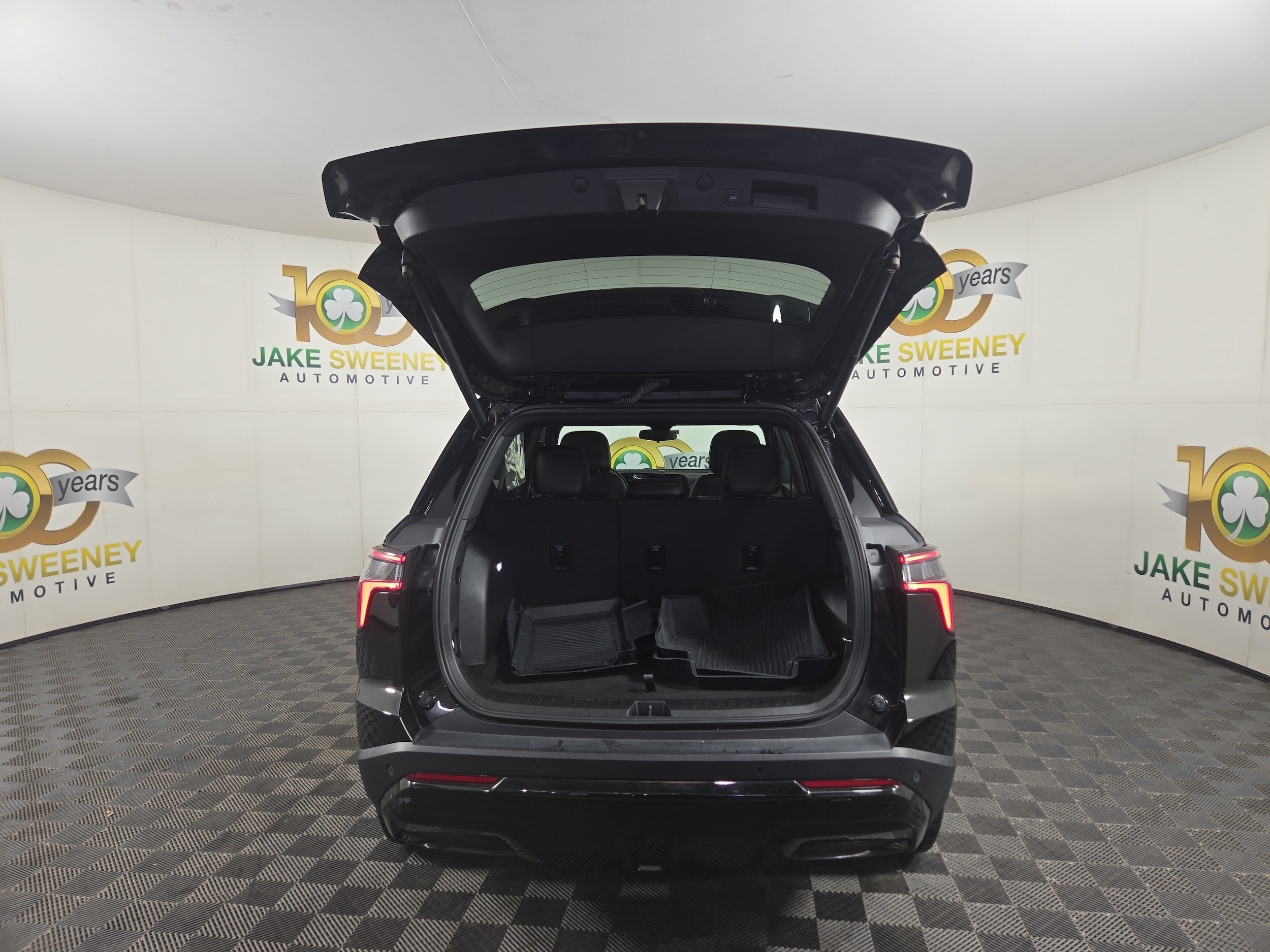 2025 Chevrolet Equinox RS - Photo 32