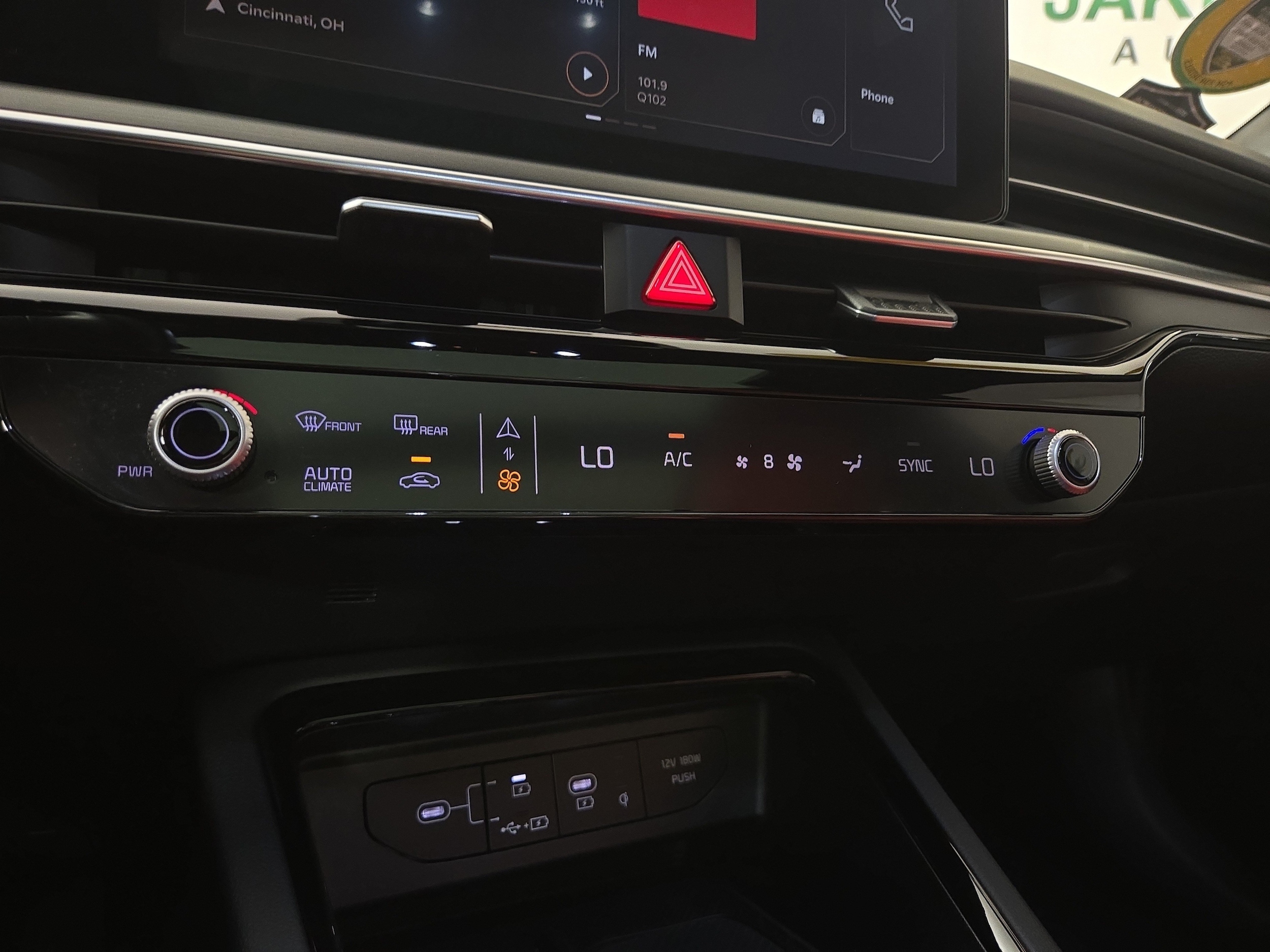 2025 Kia K5 GT-Line - Photo 27