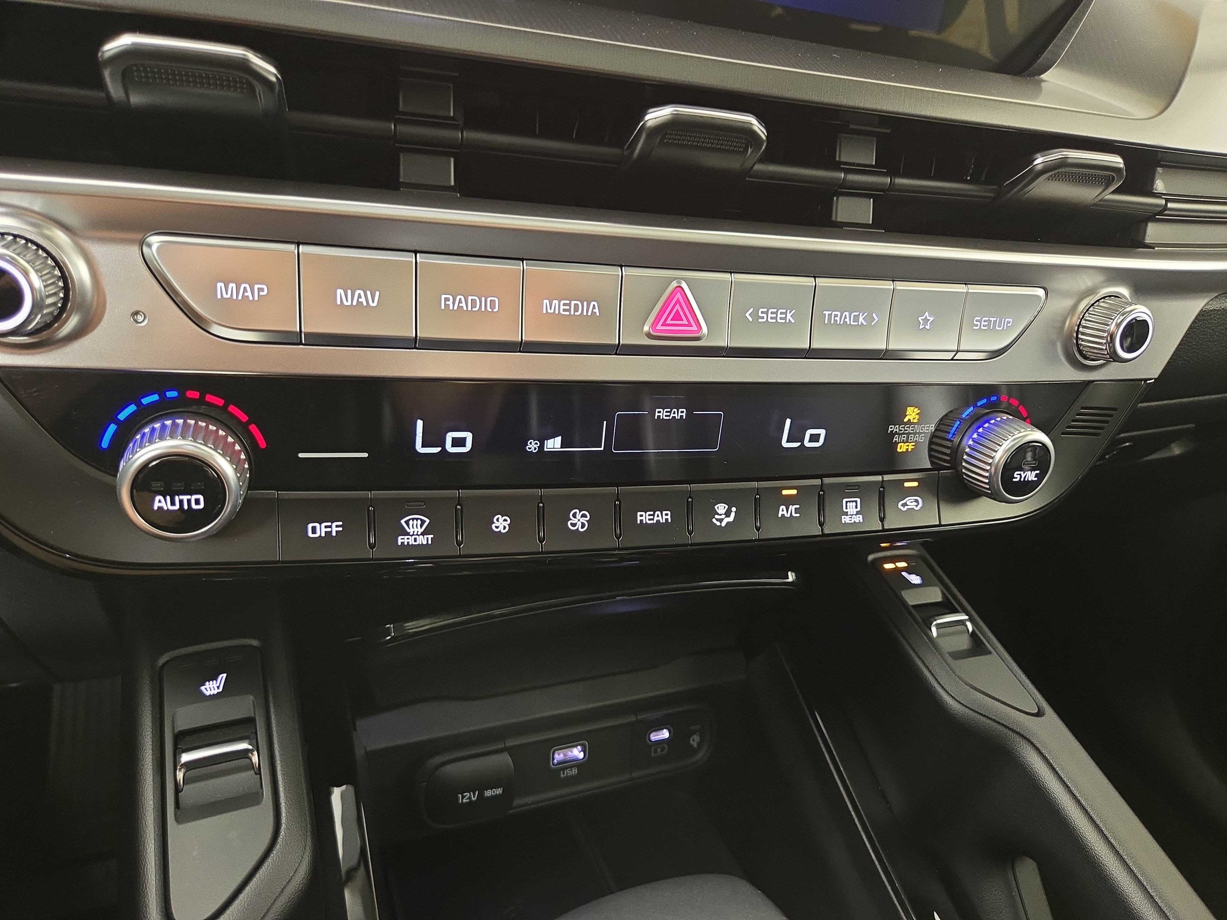 2025 Kia Telluride S - Photo 27