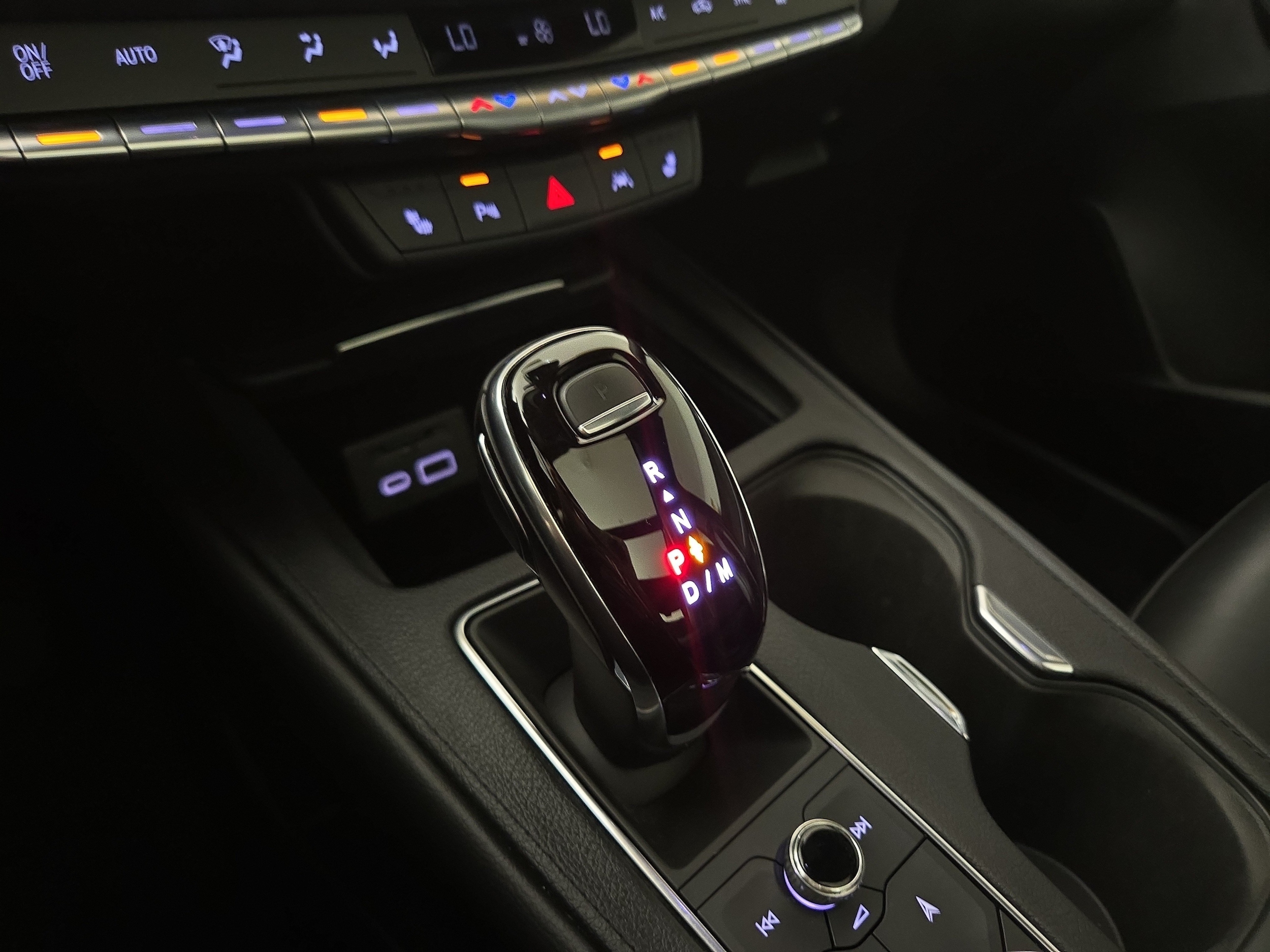 2021 Cadillac XT4 Premium Luxury - Photo 24