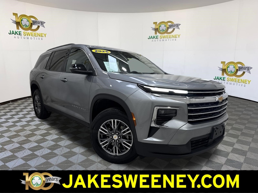 Used 2026 Chevrolet Traverse LT SUV