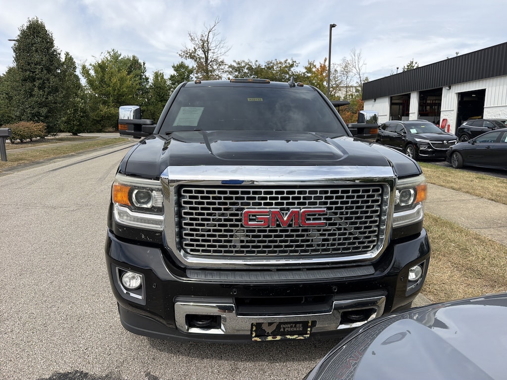 Used 2016 GMC Sierra 2500HD Denali Truck Crew Cab