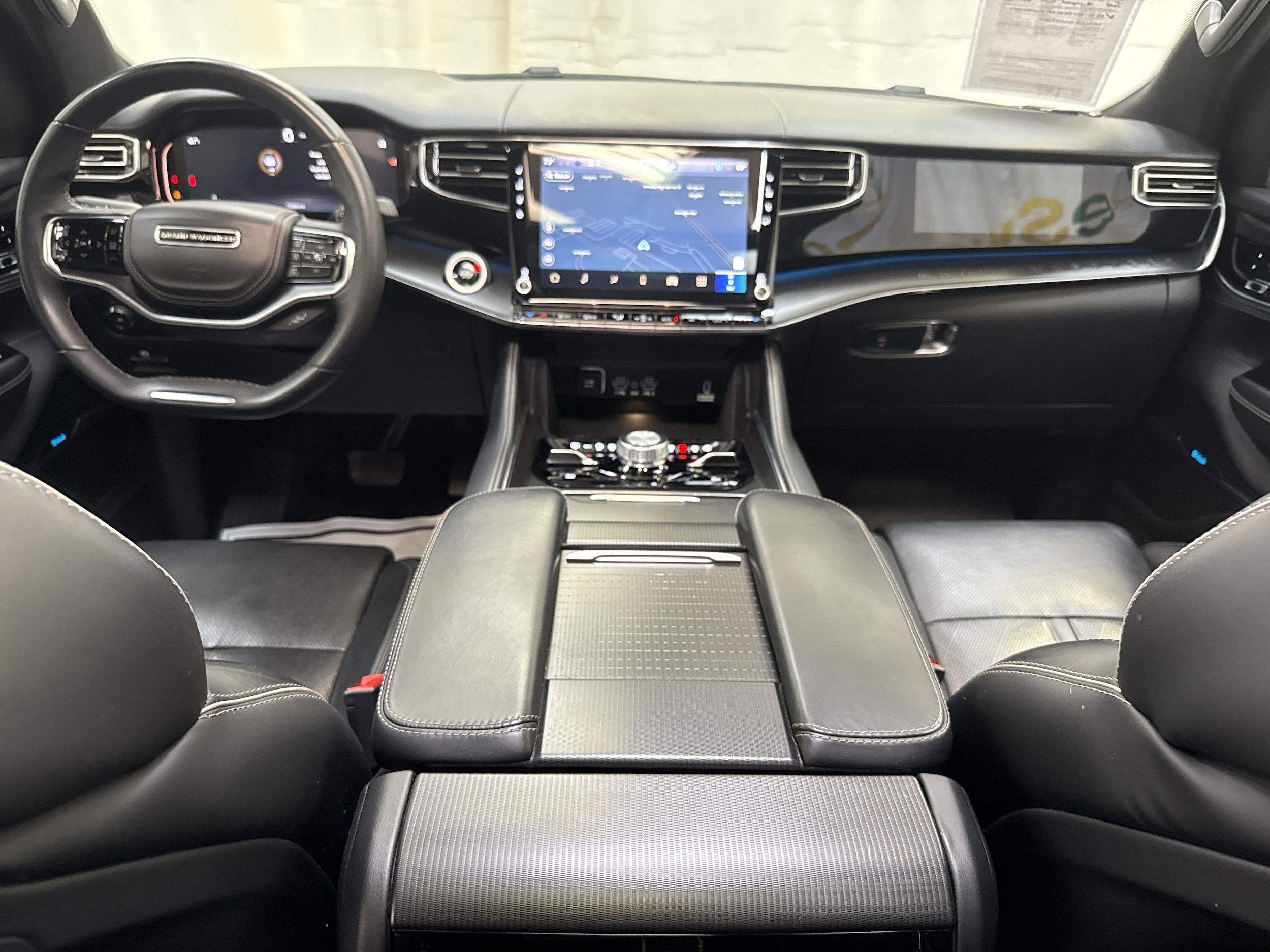 2024 Jeep Grand Wagoneer Series II - Photo 15
