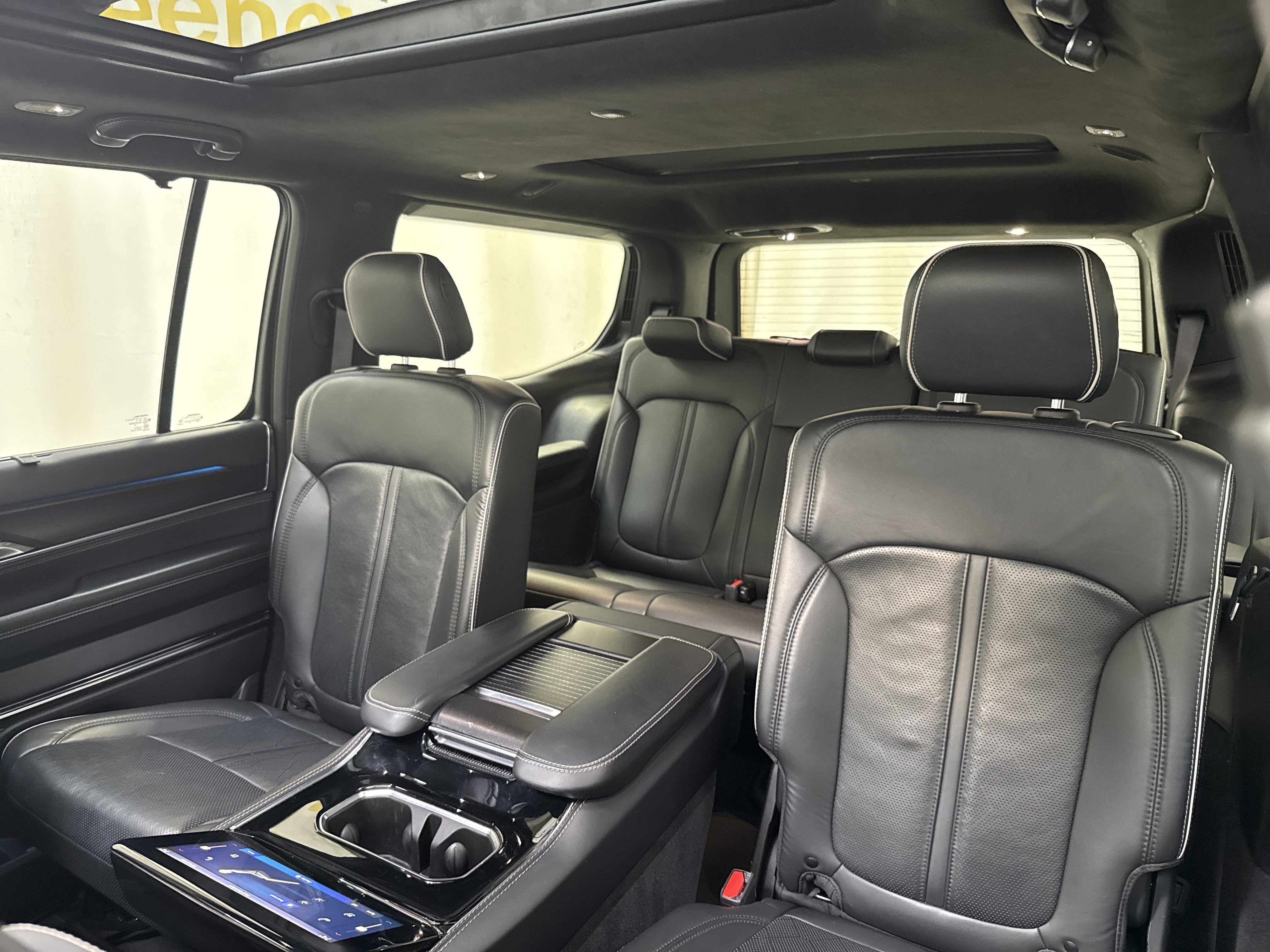 2024 Jeep Grand Wagoneer Series II - Photo 13
