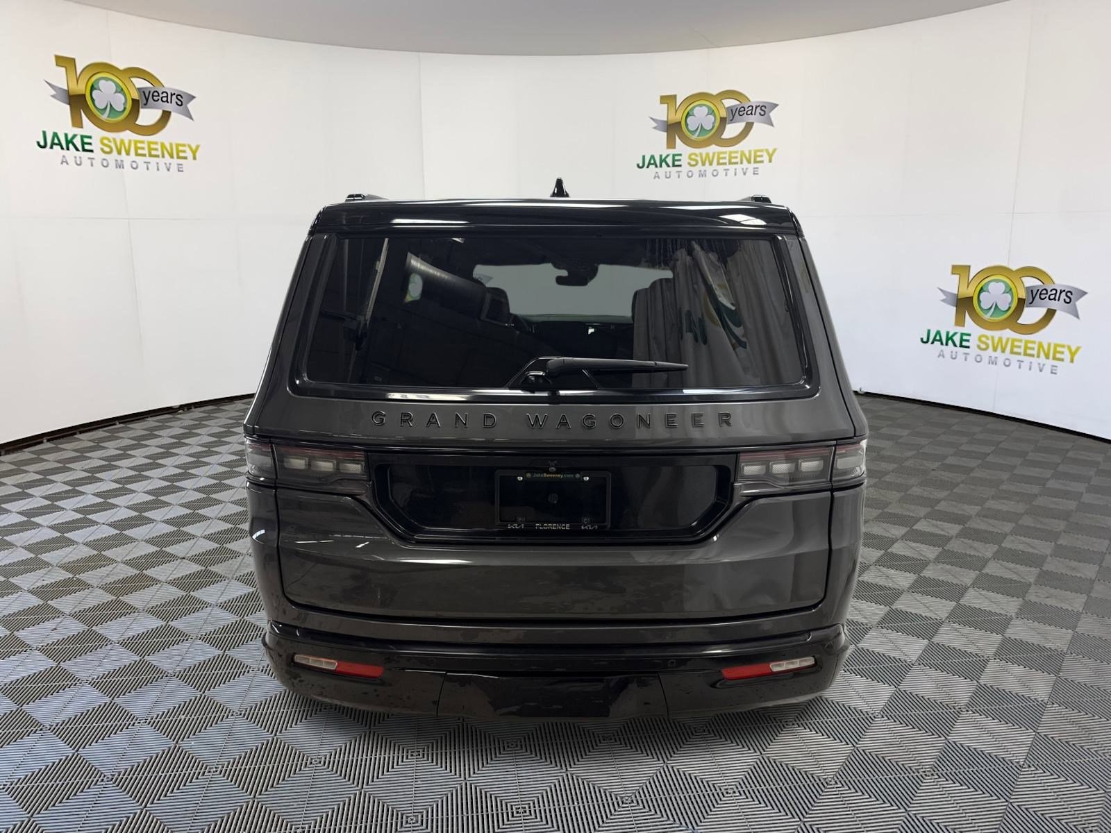 2024 Jeep Grand Wagoneer Series II - Photo 9