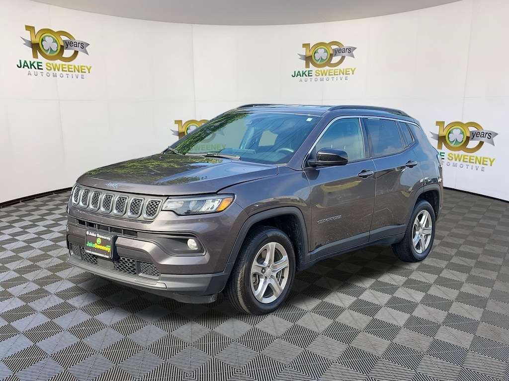 Used 2024 Jeep Compass Latitude SUV