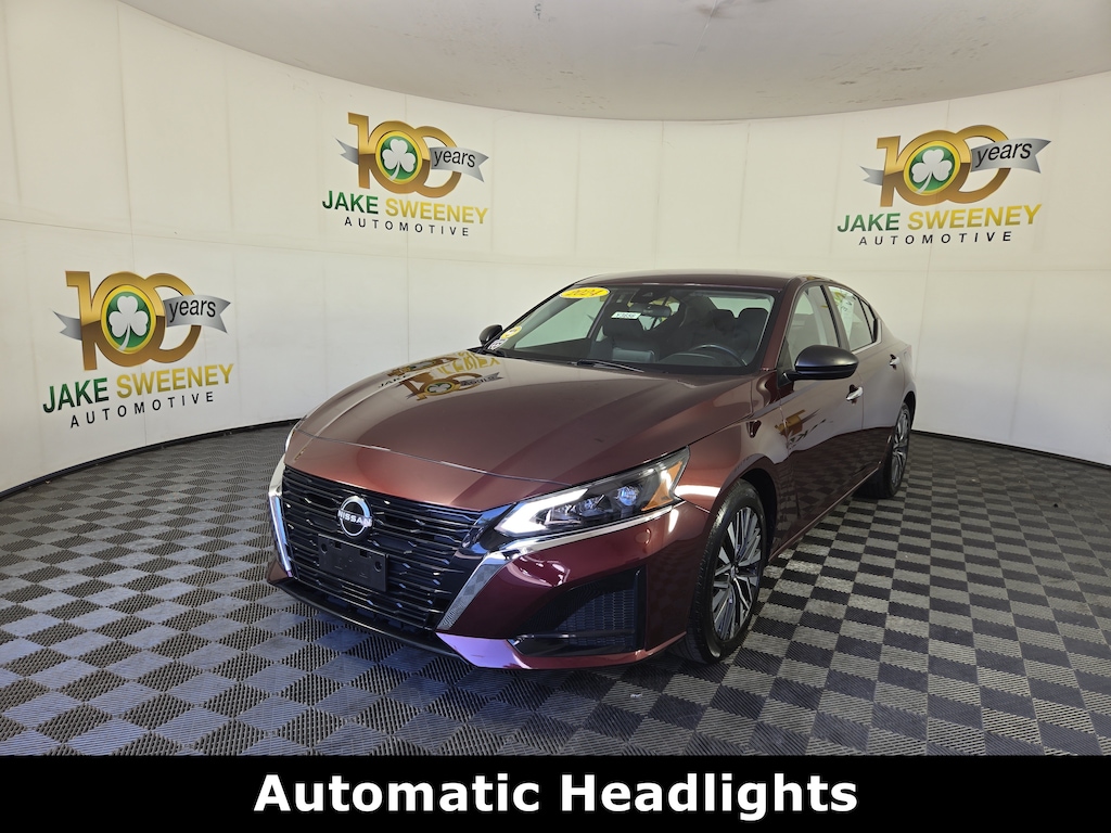 Used 2024 Nissan Altima 2.5 SV Sedan