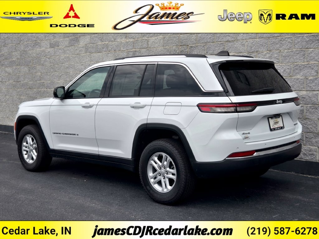 Used 2023 Jeep Grand Cherokee Laredo SUV
