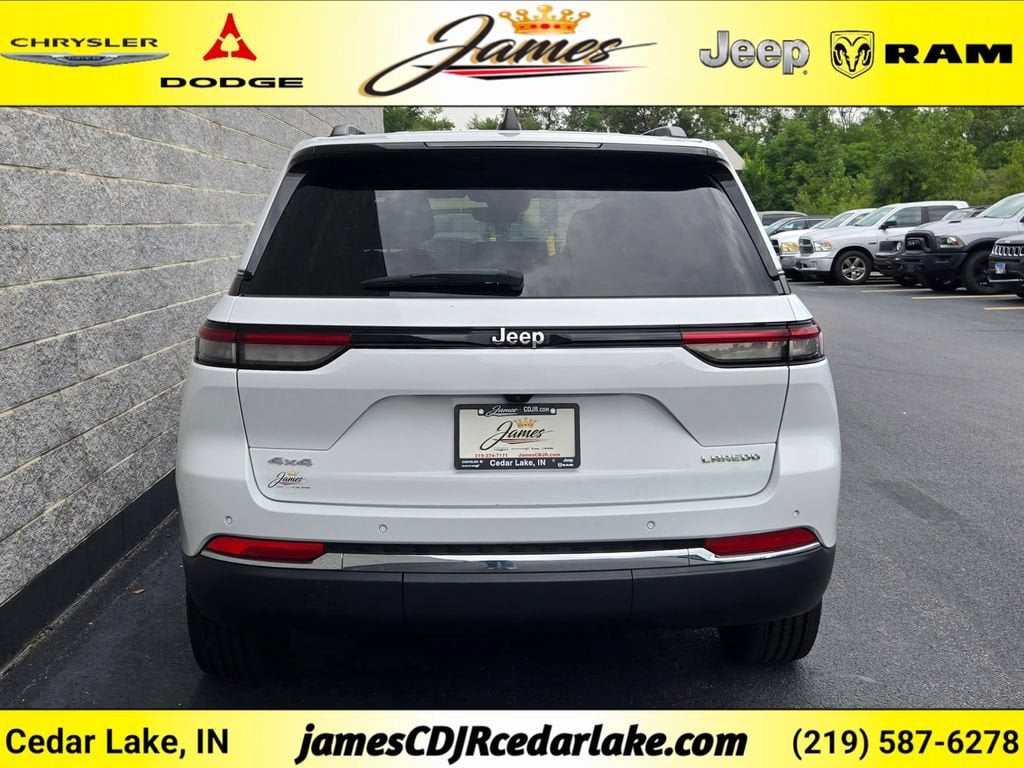 Used 2023 Jeep Grand Cherokee Laredo SUV