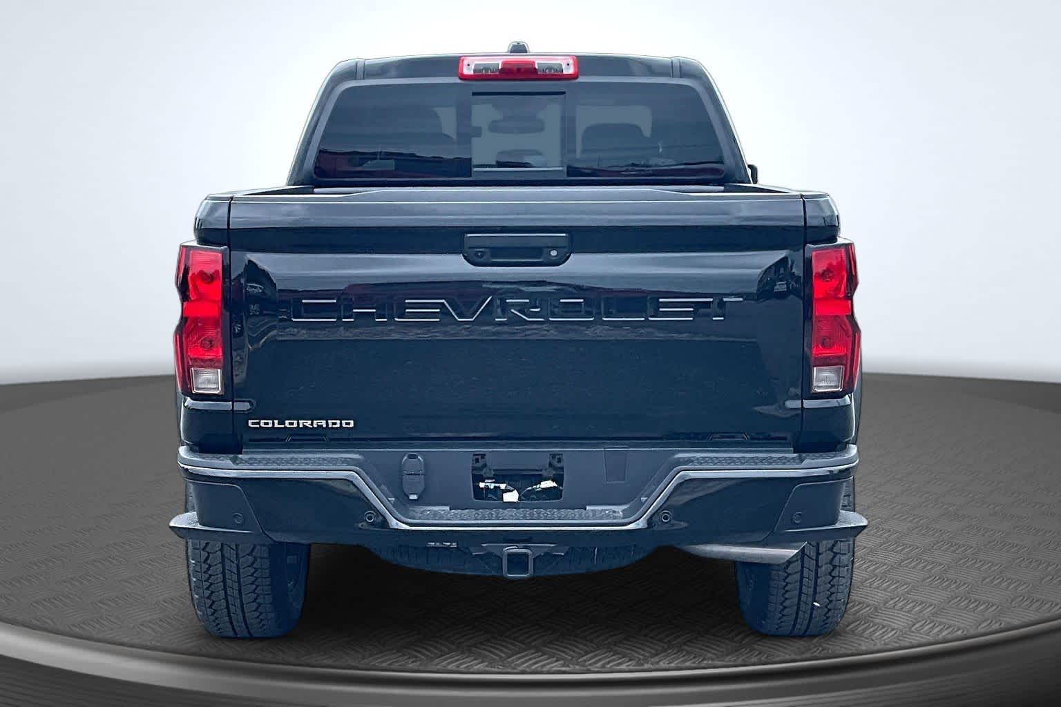 2026 Chevrolet Colorado Trail Boss - Photo 4
