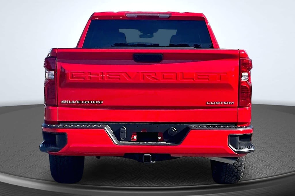 New 2026 Chevrolet Silverado 1500 Custom Truck