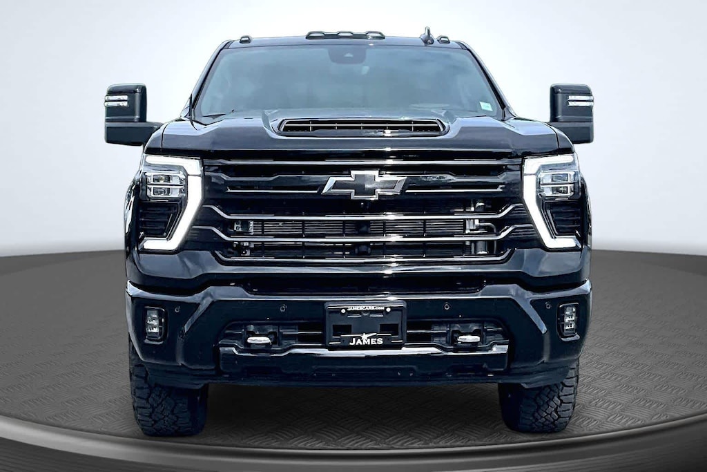 Used 2025 Chevrolet Silverado 3500 HD High Country Truck Crew Cab
