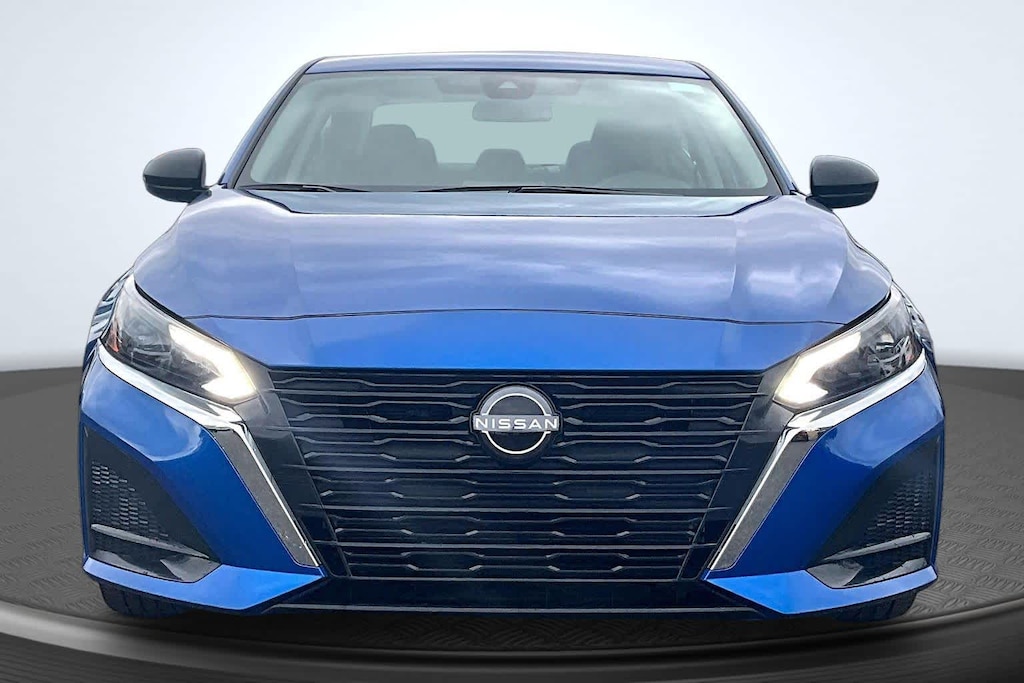 Used 2025 Nissan Altima SV FWD Sedan
