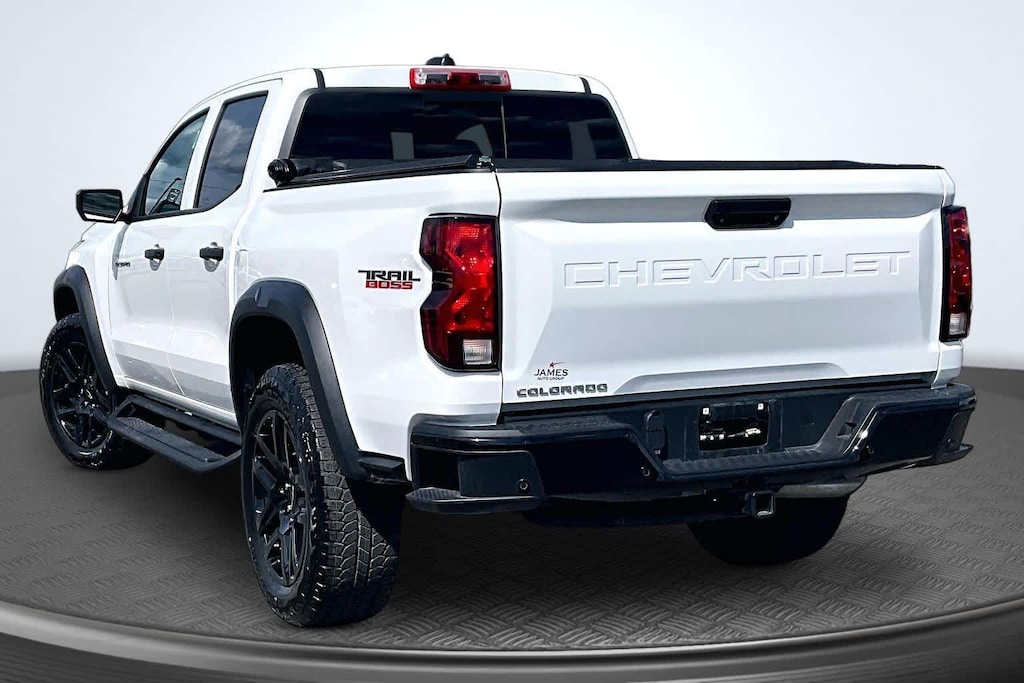 Used 2025 Chevrolet Colorado Trail Boss Truck Crew Cab