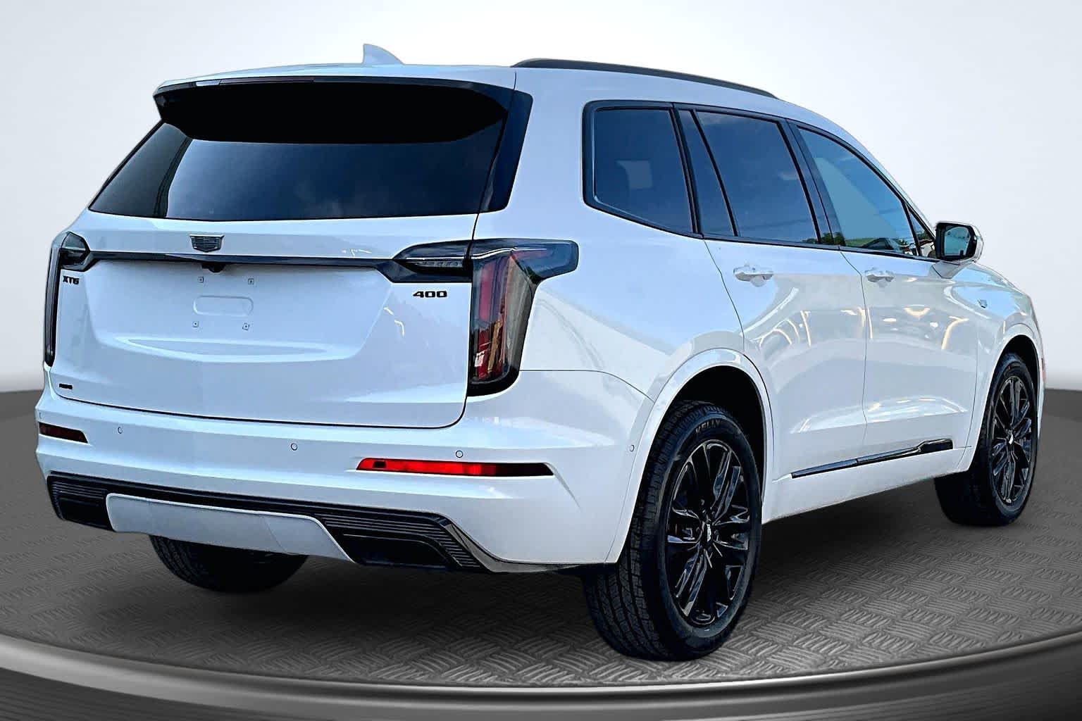 2023 Cadillac XT6 Sport