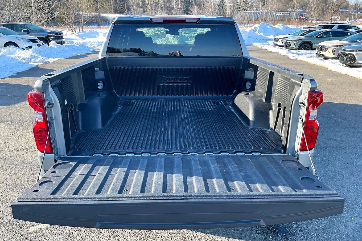 2025 Chevrolet Silverado 1500 LT - Photo 26