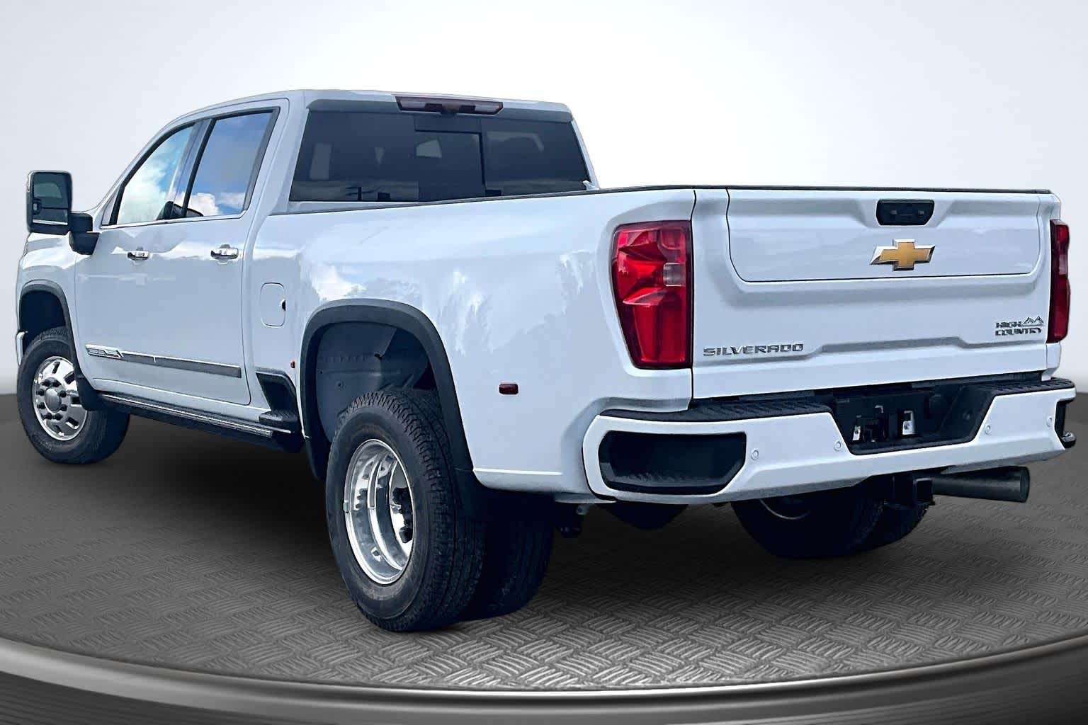New 2026 Chevrolet Silverado 3500 HD High Country DRW Truck