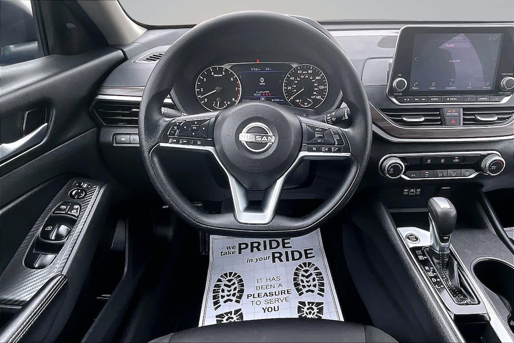Used 2025 Nissan Altima SV FWD Sedan