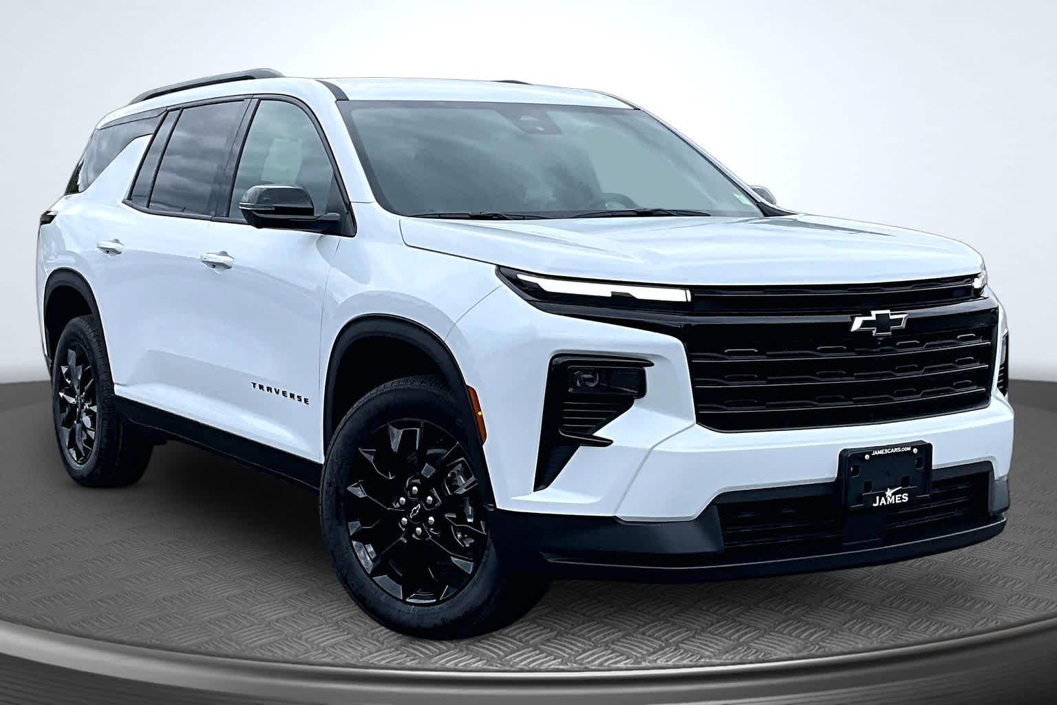 2026 Chevrolet Traverse LT - Photo 2