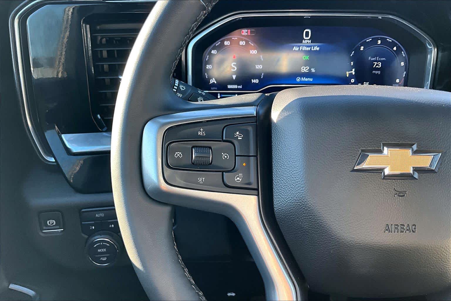 2025 Chevrolet Silverado 1500 LT - Photo 16
