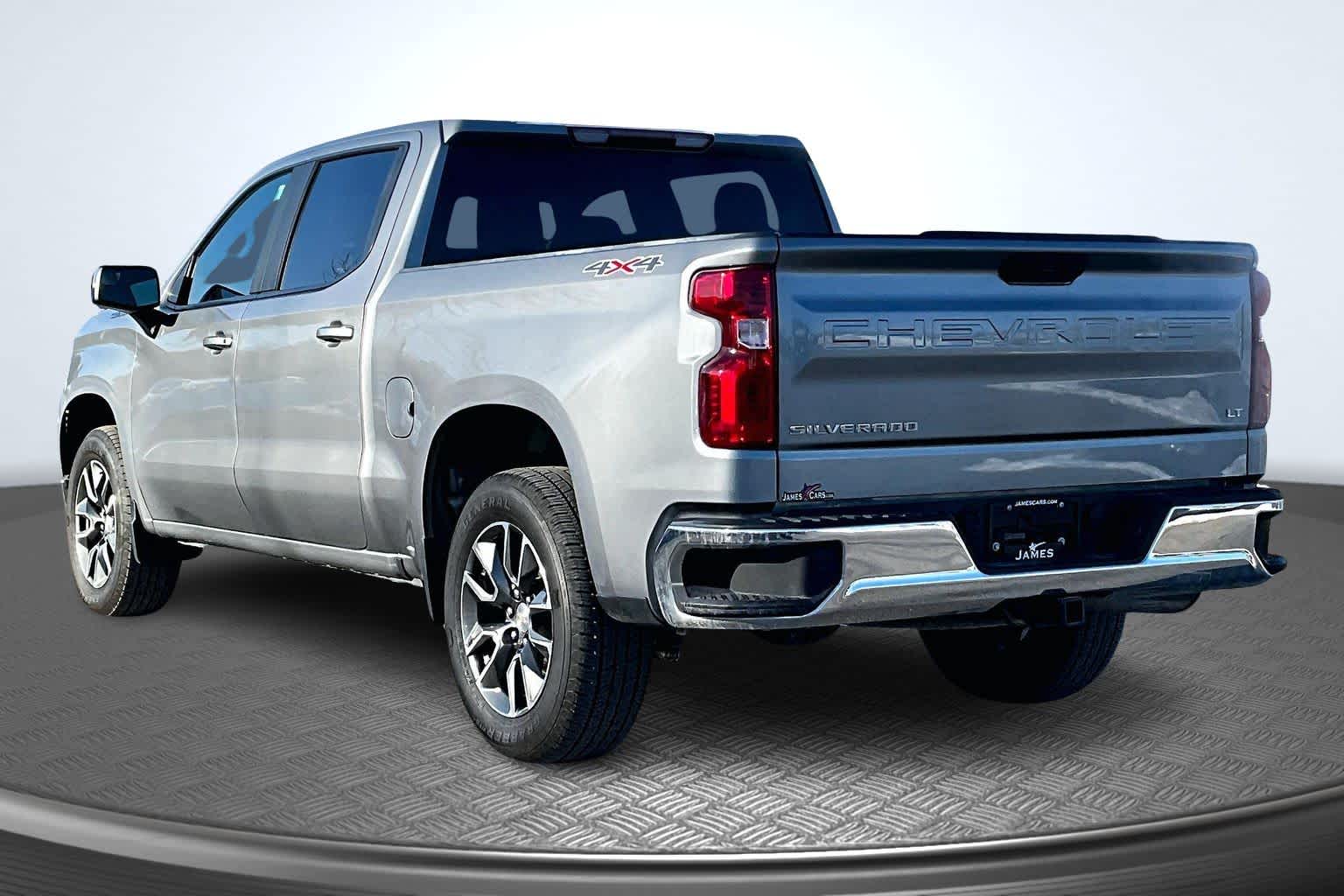 2025 Chevrolet Silverado 1500 LT - Photo 10