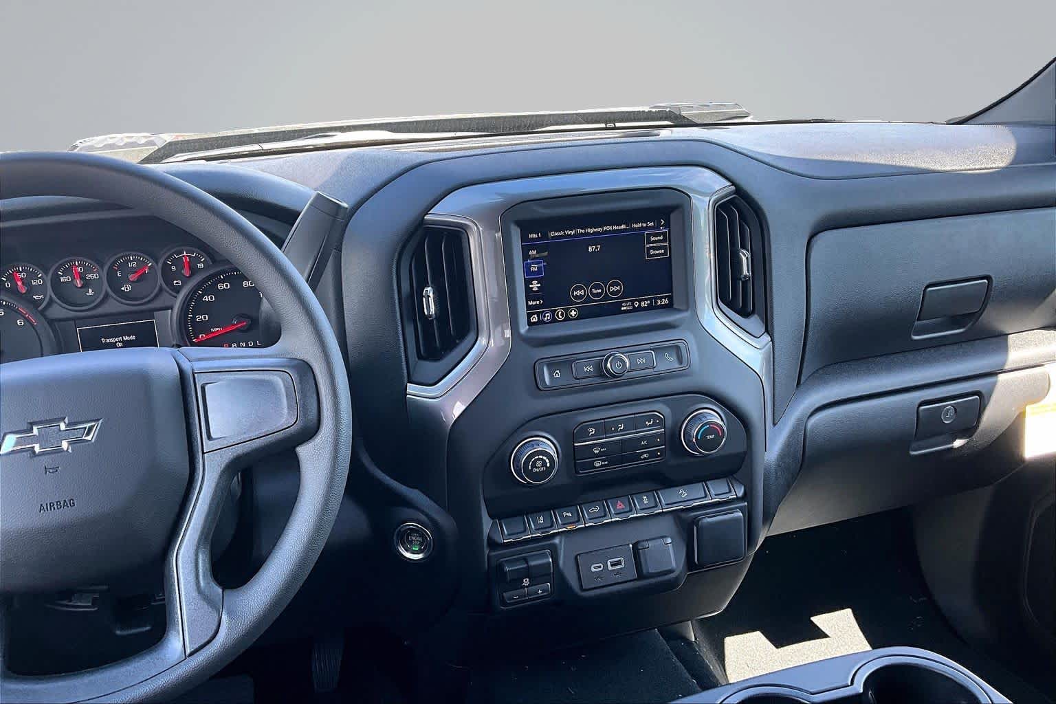2026 Chevrolet Silverado 2500 HD Custom - Photo 6
