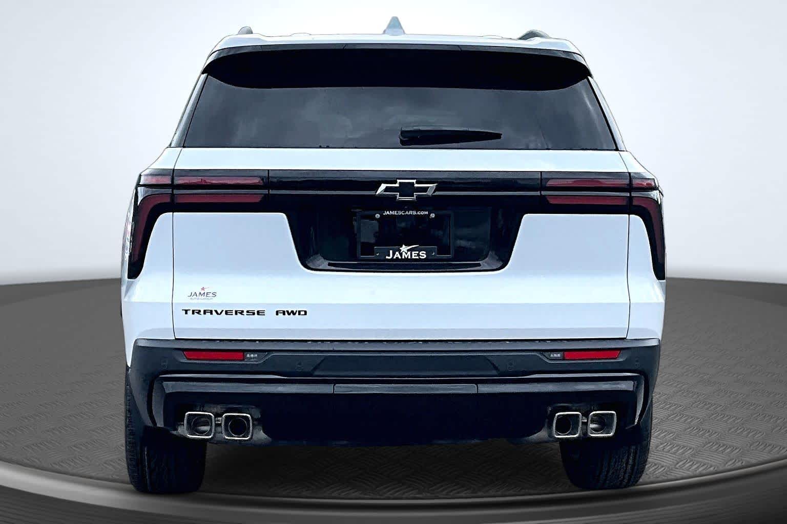 2026 Chevrolet Traverse LT - Photo 4
