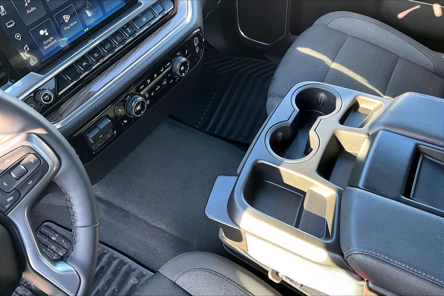 2025 Chevrolet Silverado 1500 LT - Photo 11