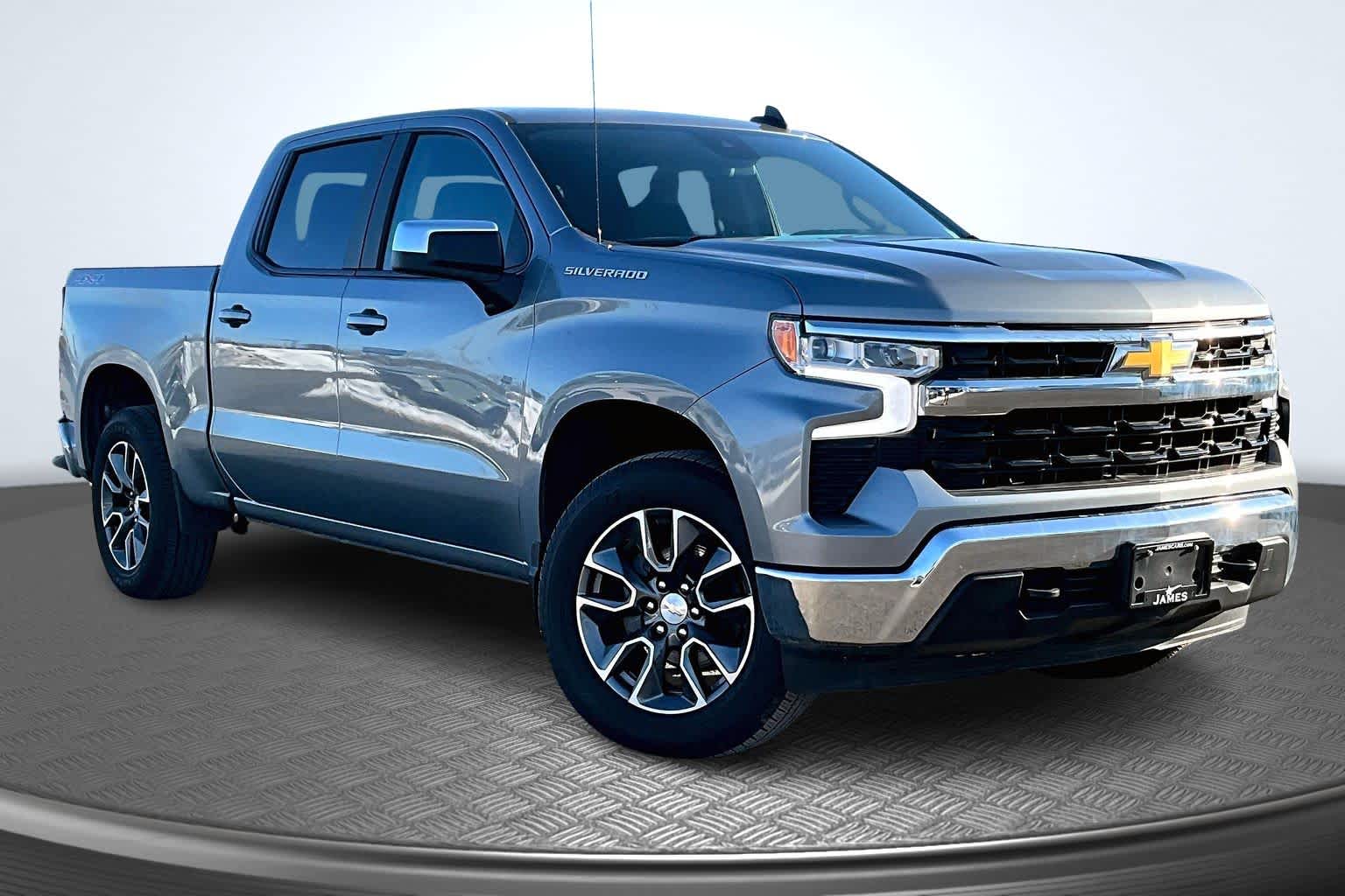 2025 Chevrolet Silverado 1500 LT - Photo 9