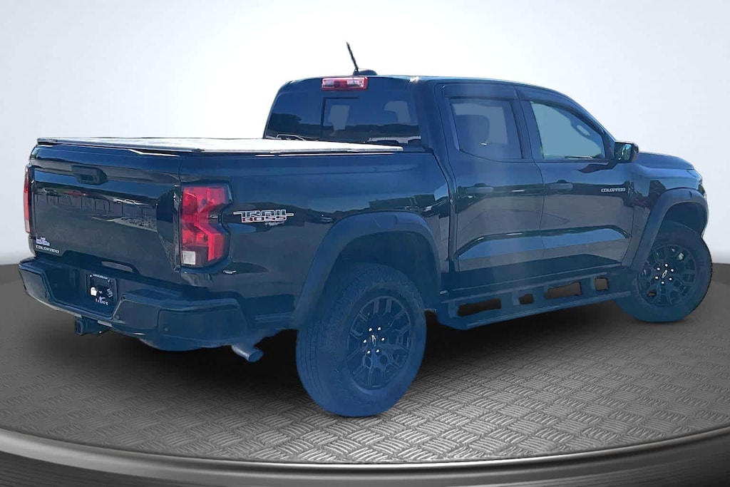 Used 2024 Chevrolet Colorado Trail Boss Truck Crew Cab