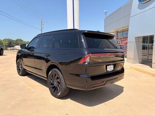 2027 Lincoln Navigator Reserve SUV
