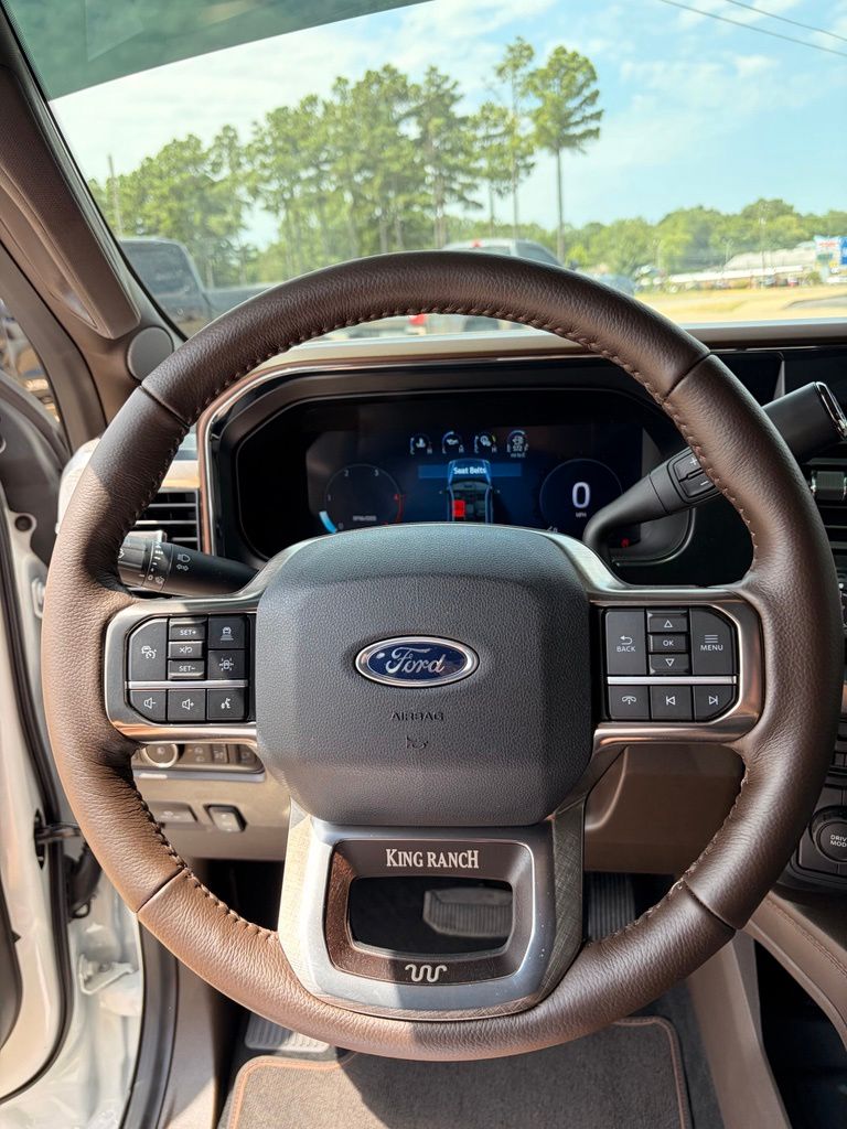 2026 Ford F-350 Super Duty King Ranch - Photo 14
