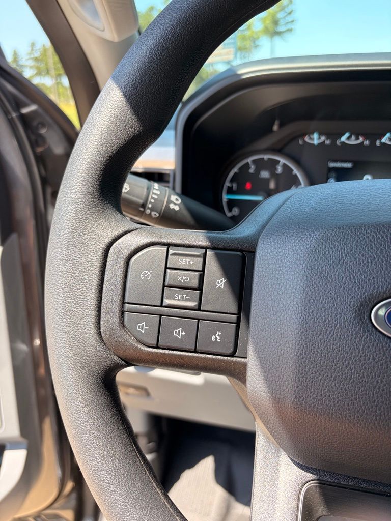 2026 Ford F-350 Super Duty XL - Photo 11
