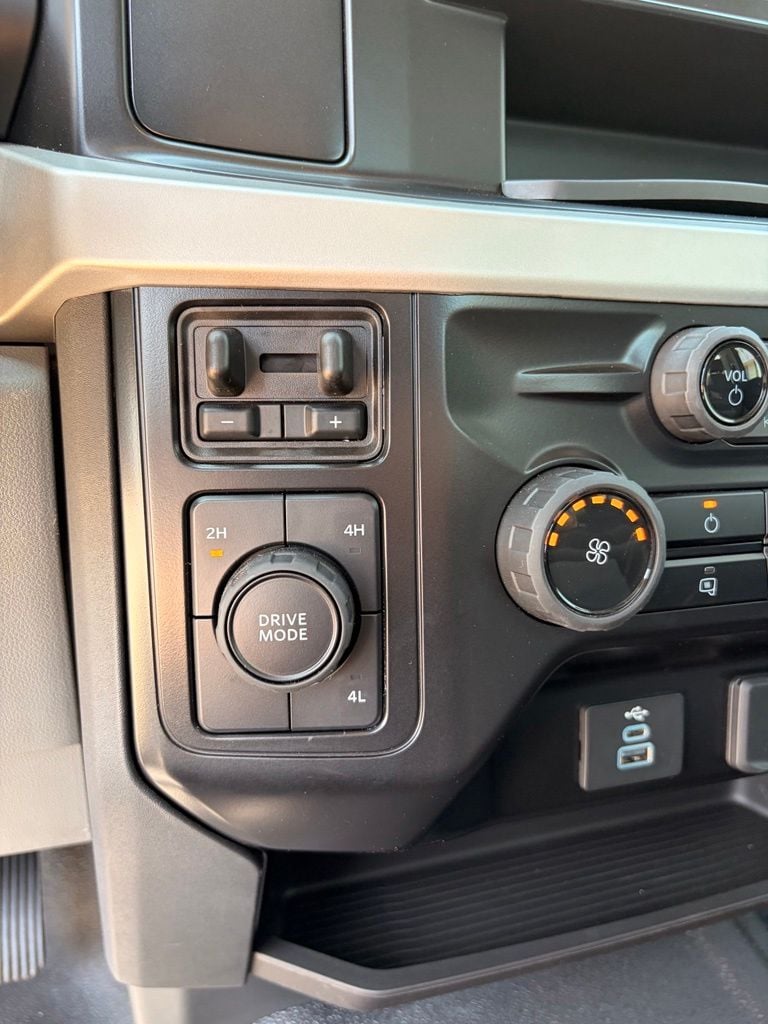2026 Ford F-350 Super Duty XL - Photo 18