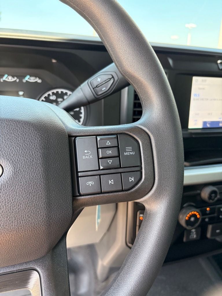 2026 Ford F-350 Super Duty XL - Photo 12