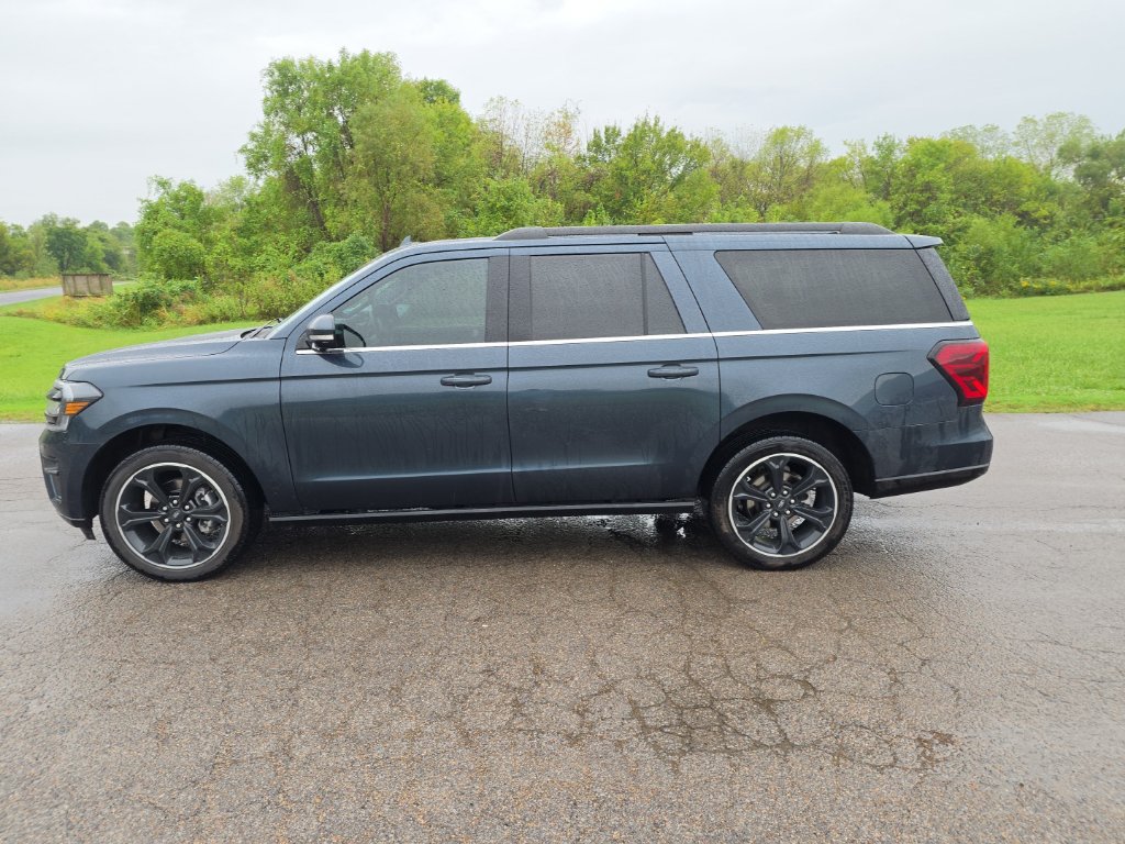 Ford Expedition Max