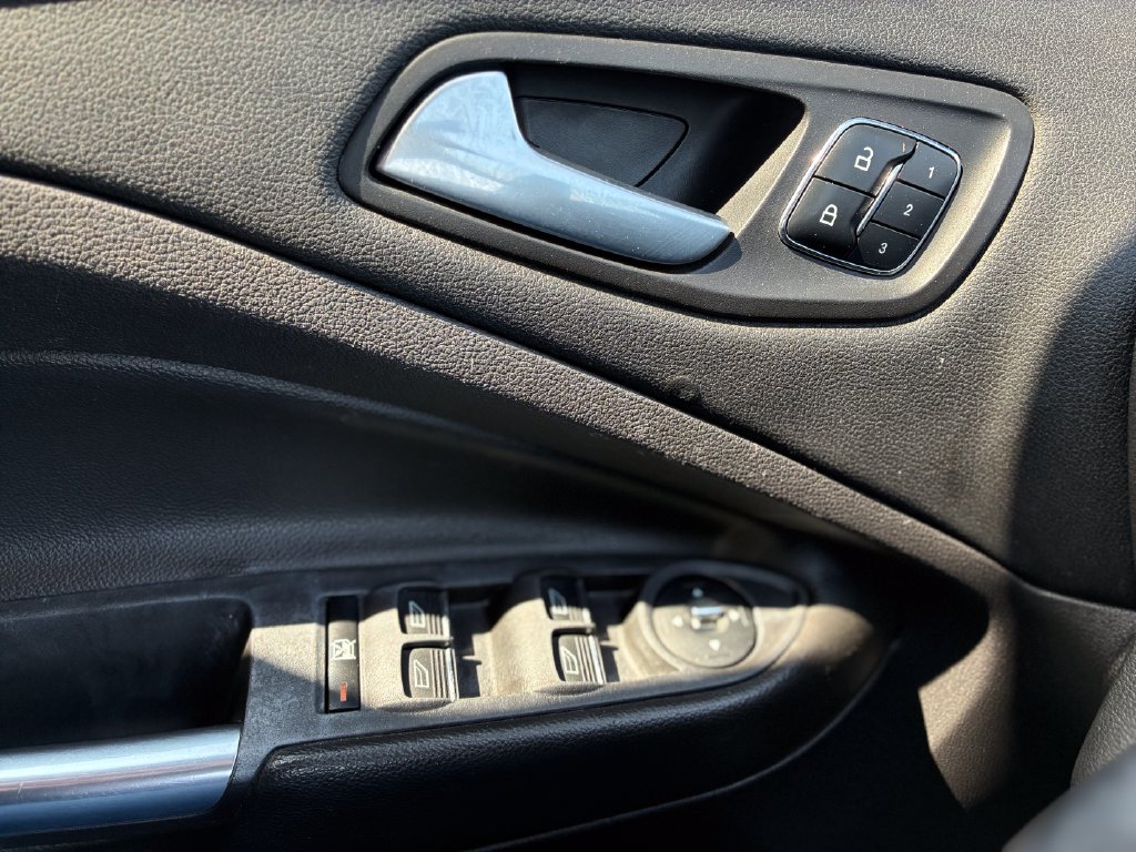 2014 Ford Escape Titanium - Photo 13