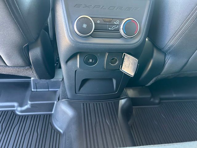 2025 Ford Explorer Active - Photo 13