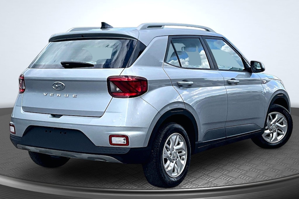 Used 2020 Hyundai Venue SEL SUV