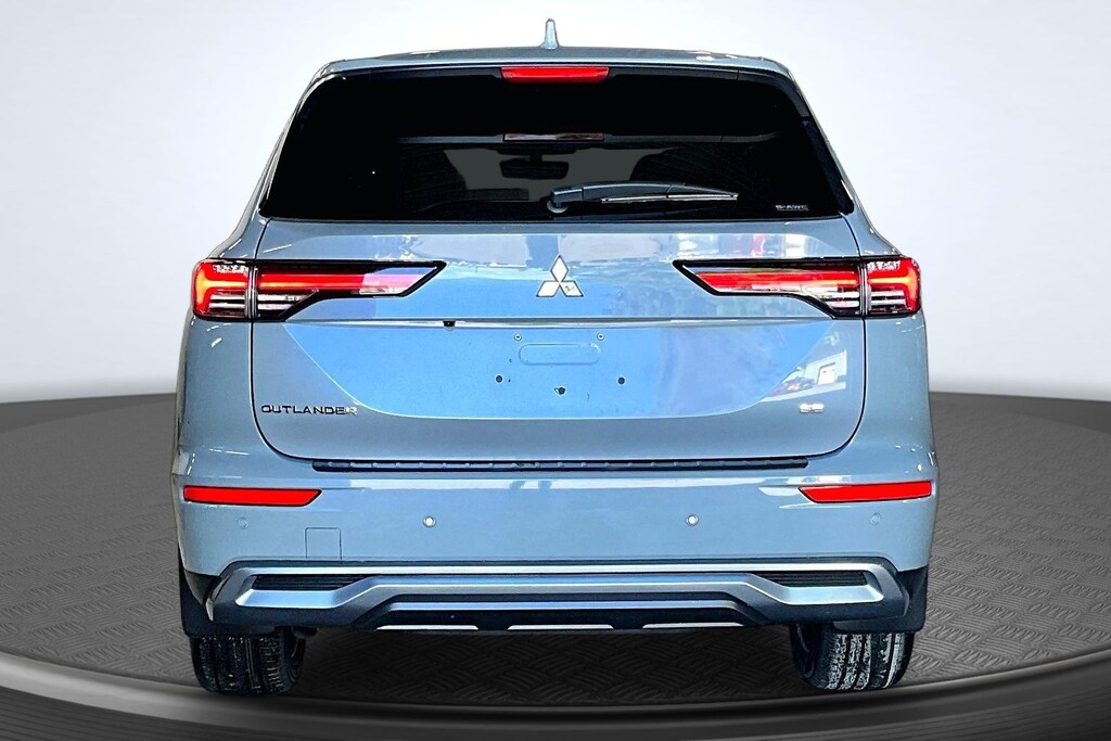 New 2026 Mitsubishi Outlander SE SUV