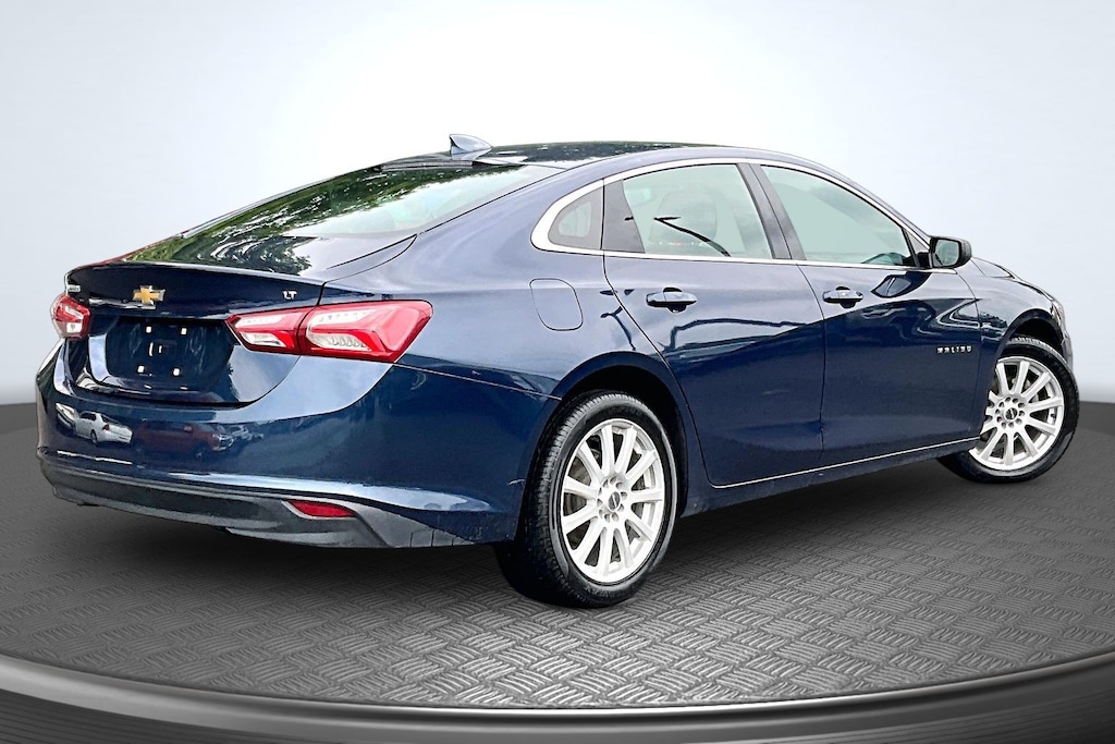 Used 2022 Chevrolet Malibu LT Sedan