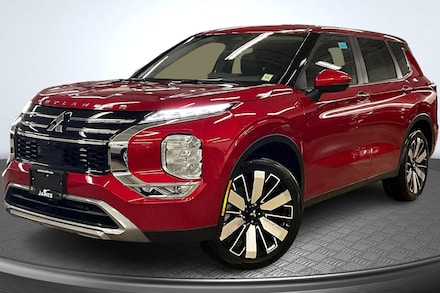 2026 Mitsubishi Outlander SE SUV