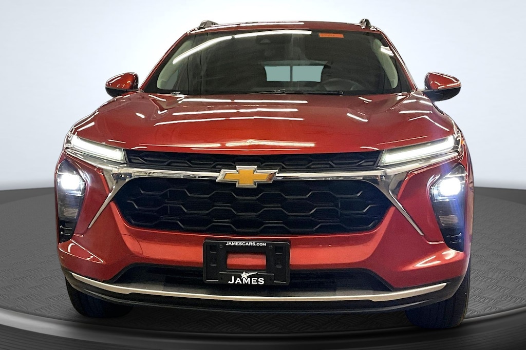 Used 2024 Chevrolet Trax LT SUV