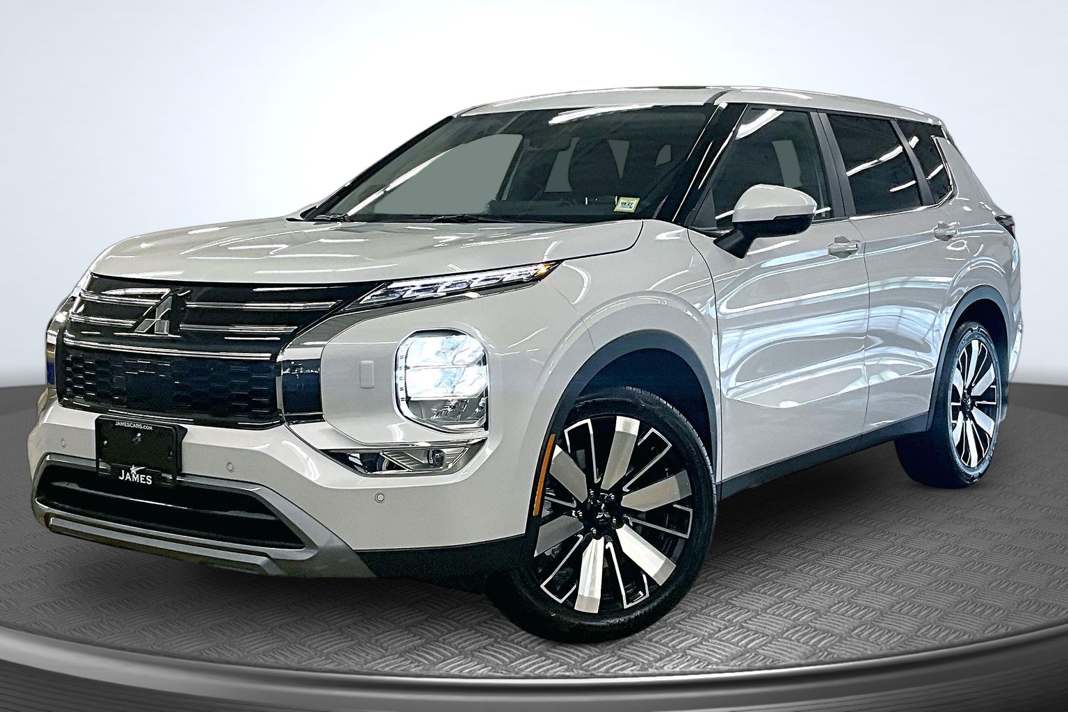 New 2026 Mitsubishi Outlander SE SUV