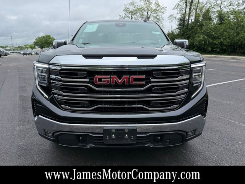 Used 2023 GMC Sierra 1500 SLT Truck Crew Cab