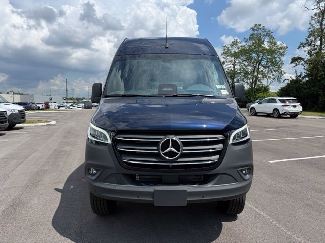 New 2026 Mercedes-Benz Sprinter 2500 Passenger 144 WB Minivan/Van