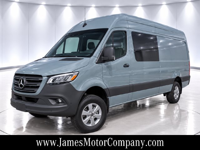 New 2026 Mercedes-Benz Sprinter 2500 Crew 170 WB Van Crew Van